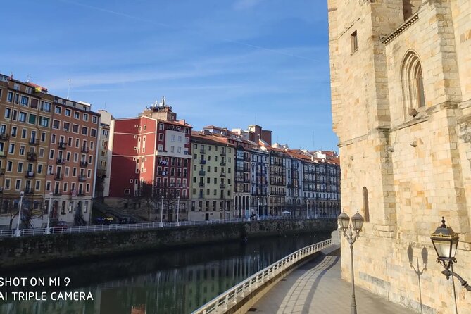 Private Tour of the Jewels of Bilbao, With Guggenheim and Pintxos Tasting. - Weather Policy and Refund Options