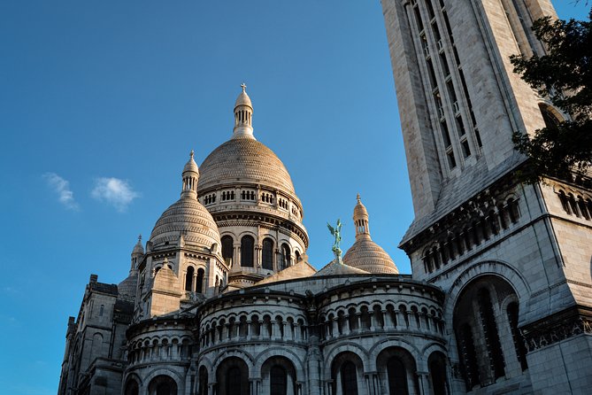 Private Tour of the Toursitc & Hidden Highlights of Montmarte Paris - Historical Landmarks Visited