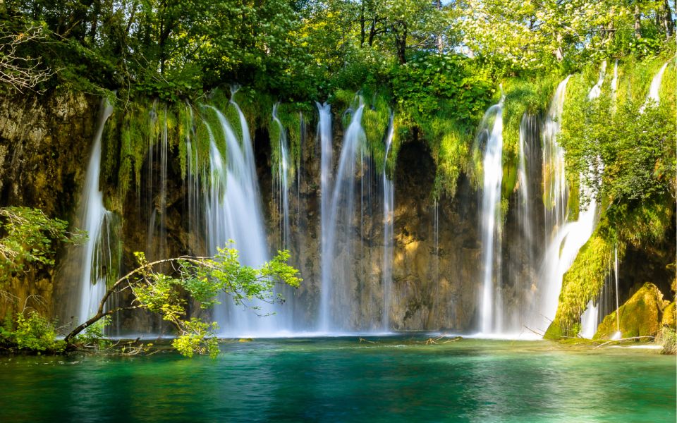 Private Tour Plitvice National Park Lakes From Split - Plitvice Lakes Exploration Tips