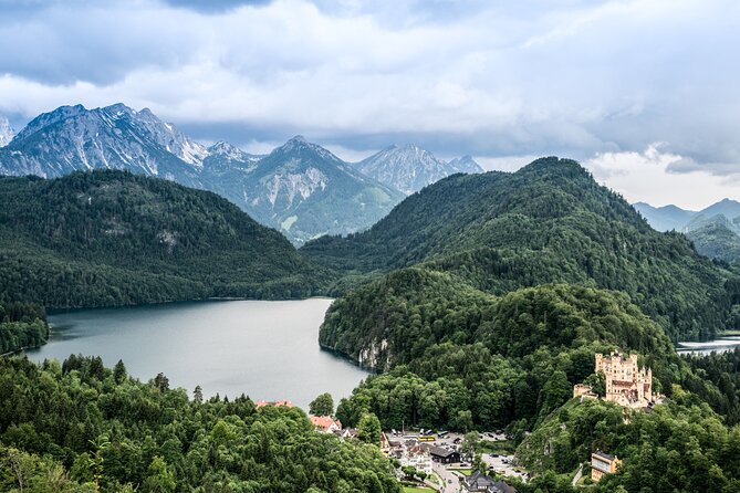 Private Tour to Royal Castle of Neuschwanstein and Hohenschwangau - Reviews