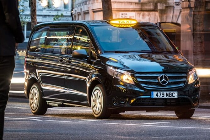 Private Transfer 1 Way Barcelona El Prat BCN Airport to Barcelona City and Hotel - Group Size Options