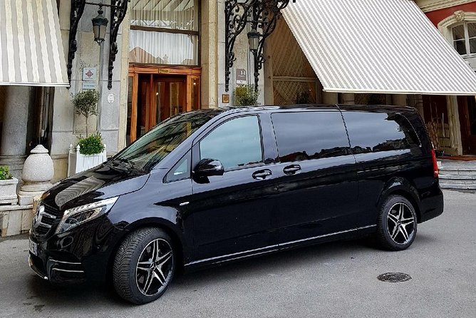 Private Transfer From Biarritz BIQ Airport to San Sebastian - Booking and Cancellation