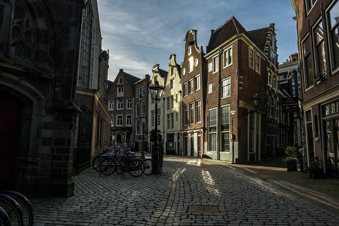 Private Transfer From Bruges to Amsterdam, 2 Hour Stop in Utrecht - Utrecht: A Quaint Stopover