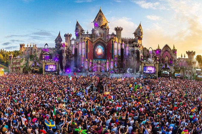 Private Transfer From Brussels to Tomorrowland Dreamville by Luxury Car - Transfer Details