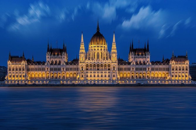 Private Transfer From Munich to Budapest, English-Speaking Driver - Infant Seats and Accessibility