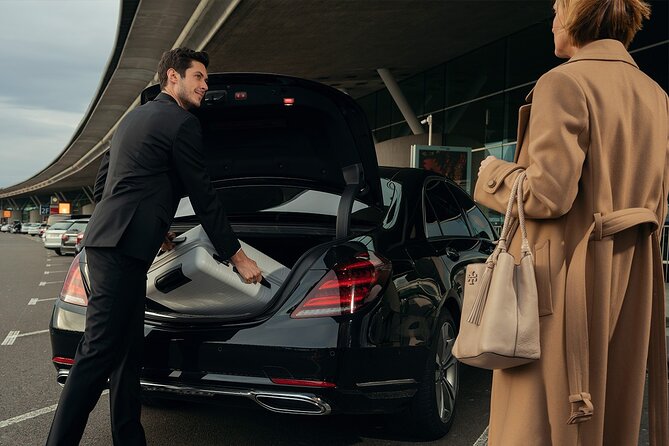 Private Transfer From Paris to Charles De Gaulle Airport - Overview of Service