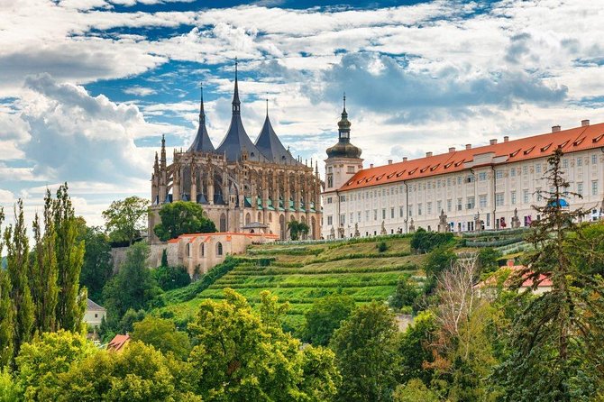 Private Transfer From Prague to Budapest With a Sightseeing Stop in Kutna Hora - Product Code and Terms