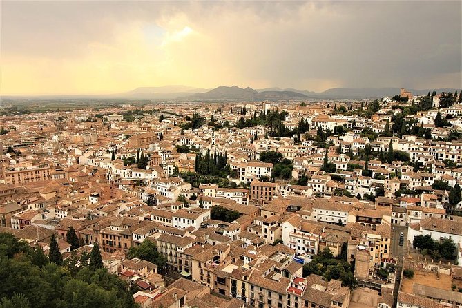 Private Transfer From/To Seville To/From Granada With Optional Stop in Cordoba - Meeting and Pickup Points