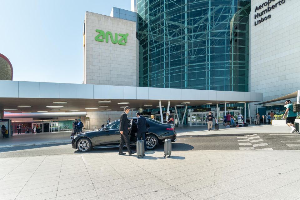 Private Transfer: Lisbon Airport To/From Sintra - Service Inclusions and Options