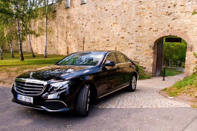 Private Transfer: Prague to Nuremberg in a Mercedes-Benz - Logistics