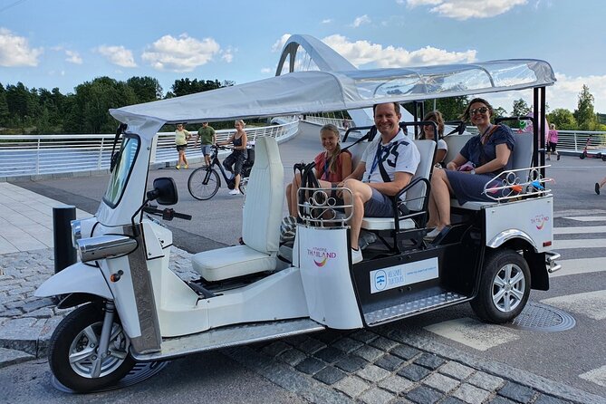 Private Tuktuk Guided Tour in Helsinki 1,5 Hours - Host Responses