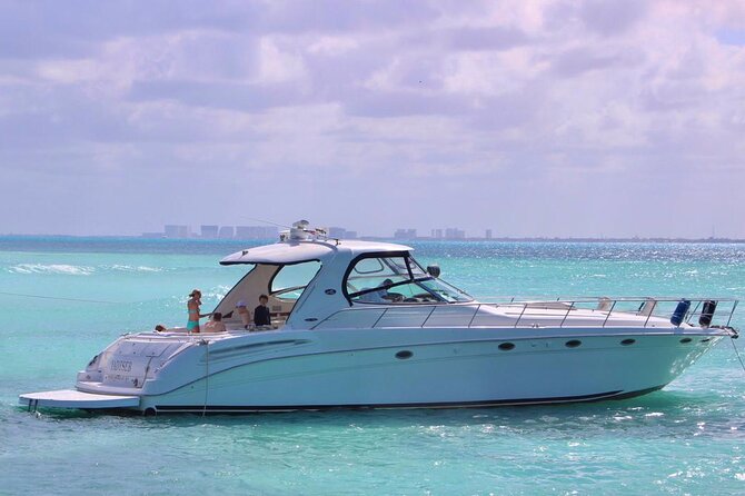 Private Yacht SEARAY SUNDANCER 60ft up to 20 Pax 23P1 - Experience Details