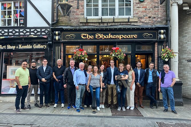 Pub and History Tour of Durham With Alcohol Tasting - Inclusions and Offerings