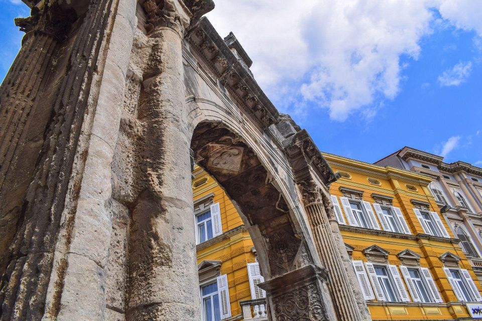 Pula: Private Walking Tour - Experience Highlights