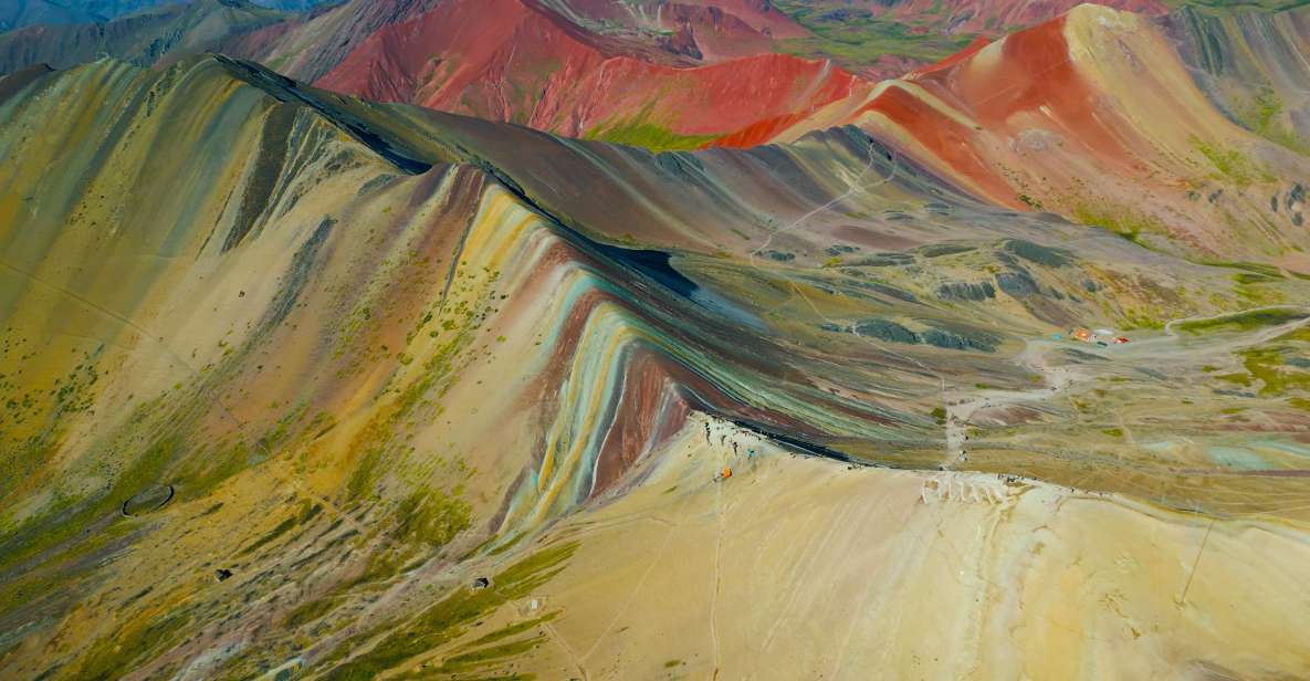 Rainbown Mountain Vinicunca 1 Day - Experience Highlights