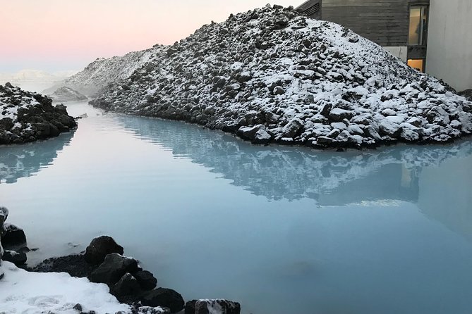 Reykjanes Peninsula & Blue Lagoon (Premium Admission Included) - Reykjanes Lighthouse & Bridge Between Continents