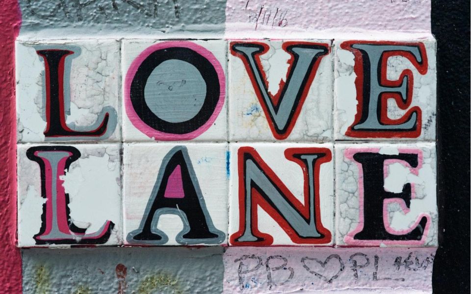 Romantic Dublin Outdoor Escape Game: Cupid's Lane - Experience Highlights