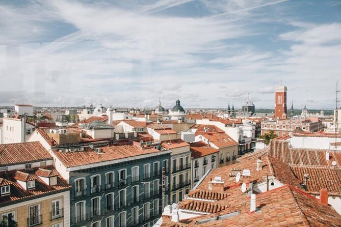 Rooftop Bar Crawl Madrid Experience - Drink Offerings