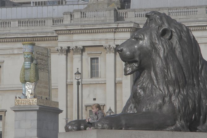 Royal London - Iconic Monuments and Statues