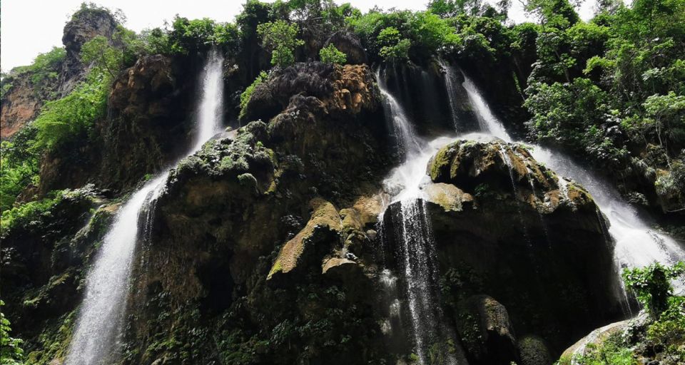 San Cristobal: Sima De Las Cotorras & Aguacero Waterfalls - Experience Highlights