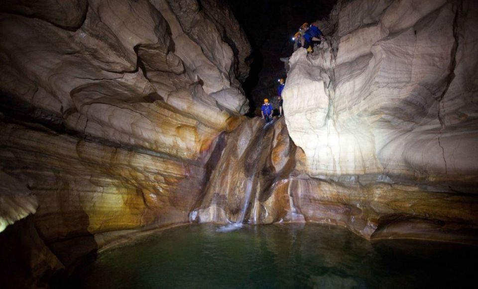 San Cristobal: Underground Adventure at El Chorreadero - Adventure Experience