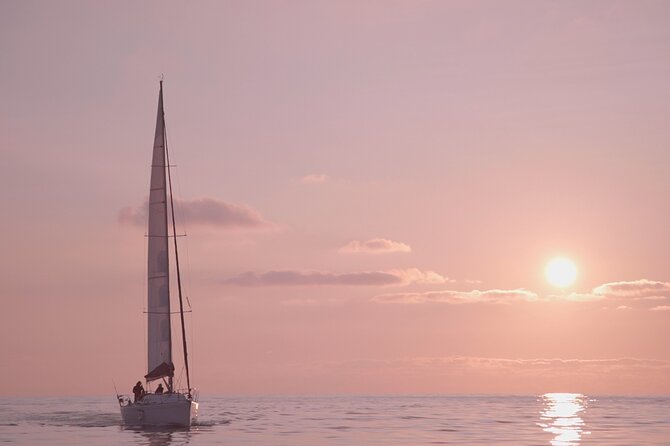 San Sebastian Sunset Sailing Trip - Additional Information