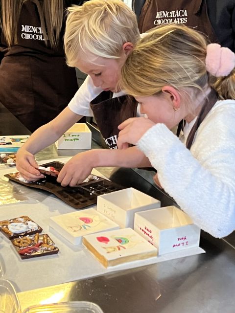 Santa Barbara: Chocolate Bar and Art Box Making Workshop - Experience