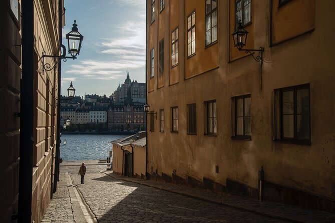 Scandinavian Capital: 3-Hour Private Stockholm Photography Tour - Meeting and Pickup Details