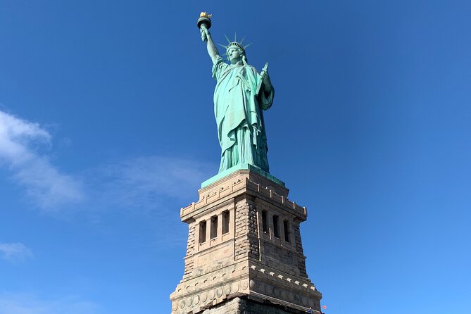 Secrets of the Statue of Liberty and Ellis Island Guided Tour - Explore the Statue of Liberty