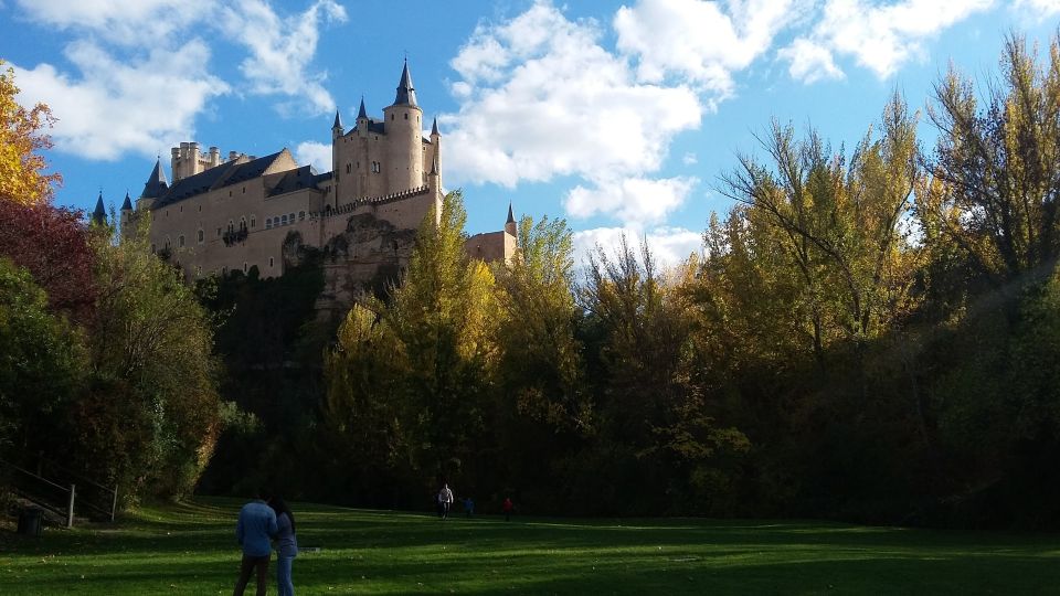 Segovia: Full-Day Tour With Transfer to and From Madrid - Pickup and Private Group Experience