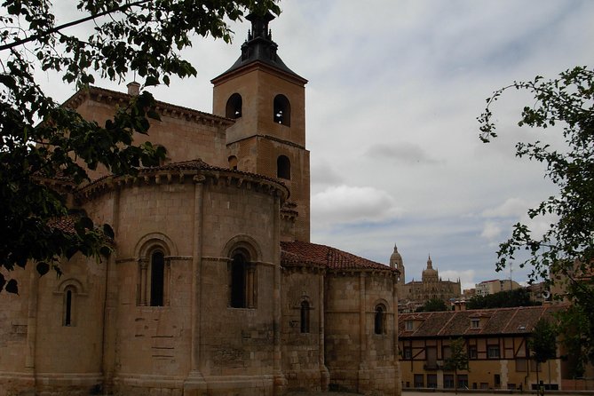Segovia Walking Tour - Historical Sites to Explore