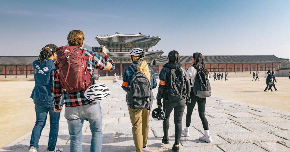 Seoul: City Highlights Morning Ebike Tour - Tour Experience