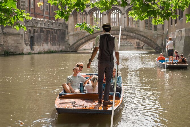 Shared Cambridge Alumni-Led Walking & Punting Tour W/ Opt Kings College Entry - Cancellation Policy