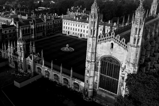 Shared Cambridge University Ghost Tour Led By University Alumni - Meeting Details