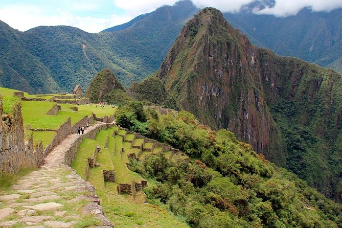 Short Inca Trail 2 Days to Machu Picchu Private Service - Booking and Cancellation