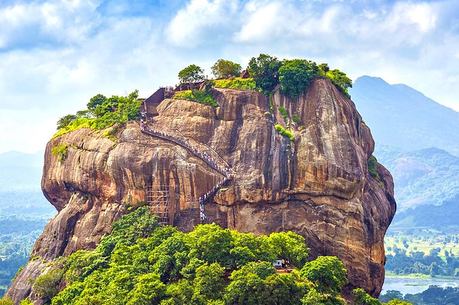 Sigiriya Rock Fortress And Dambulla Rock Cave Temple Tour (All Inclusive) - Transportation Details