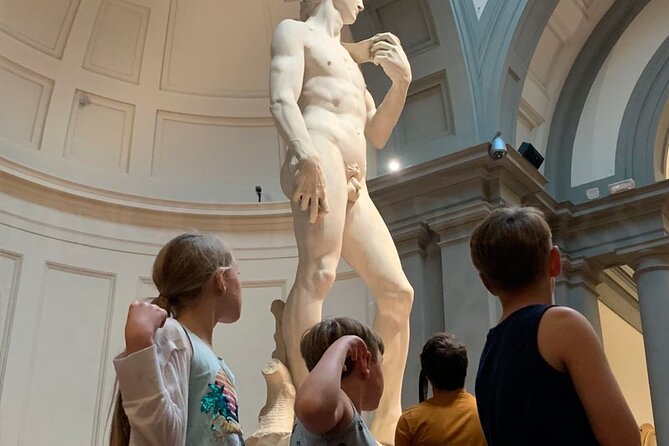 Skip-the-Line Accademia and Michelangelos David Tour for Kids and Families - Entertaining Guide and Activities