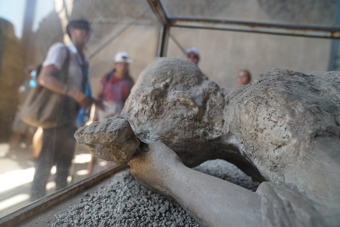 Skip the Line Pompeii & Mount Vesuvius Guided Tour From Positano - Pickup and End Points