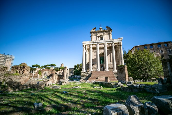 Skip-The-Line Tour of Rome Colosseum and Forums With Local Guide - Tour Inclusions