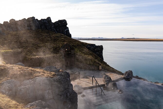 Sky Lagoon Spa Experience With Private Transfer From Reykjavík - Experience Overview