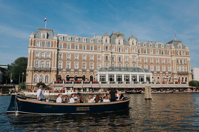 Small Group 90 Min Canal Cruise Tour in Amsterdam - Meeting Point Details