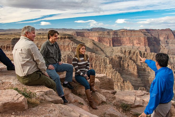 Small Group Grand Canyon West Rim and Hoover Dam Combo Tour - Traveler Experience