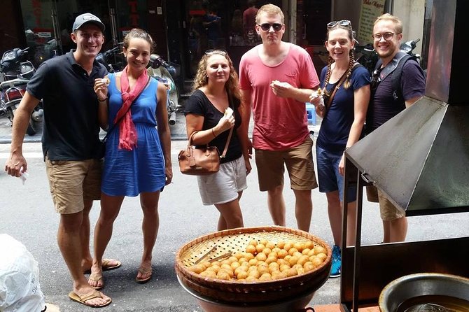 Small Group Hanoi Street Food Tour With a Real Foodie - Food Tastings