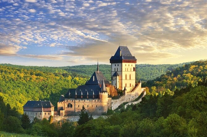 Small-Group Karlštejn Castle and Koneprusy Caves Tour - Traveler Experiences and Reviews
