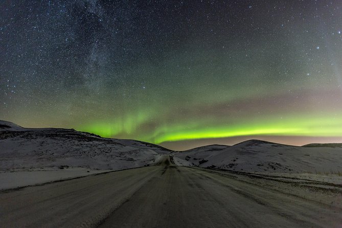 Small-Group Northern Lights Tour From Reykjavik in a Super Jeep - FREE Photos - Pickup Logistics