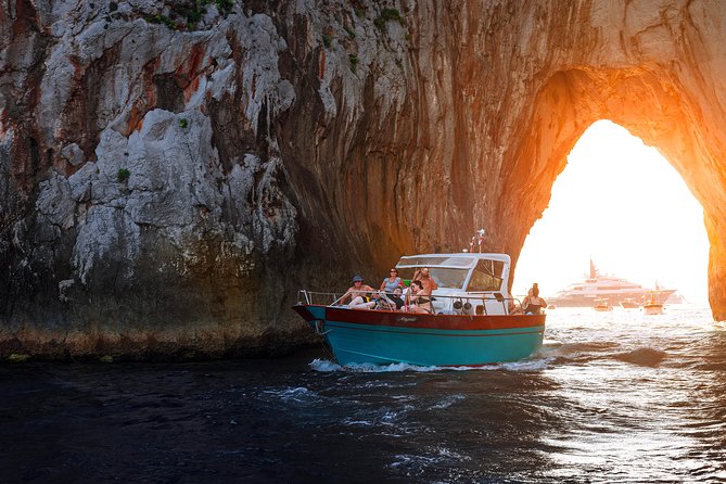 Small-Group Sunset and Evening Boat Tour of Capri - Itinerary Details