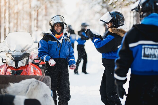 Snowmobile, Reindeer and Husky Combo in Rovaniemi - Husky Sledding Adventure