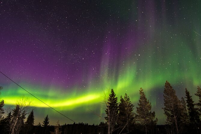 Snowshoe in the Northern Light Night - Best Locations for Northern Lights Viewing