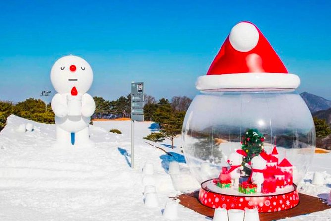 Snowyland Vivaldi Park With Alpaca World - Winter Activities