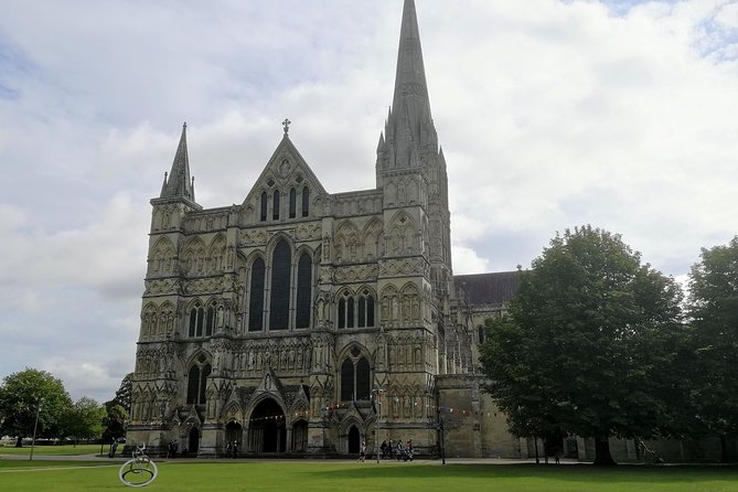 Southampton Shore Excursion: Magna Carta, Salisbury, Bath and Stonehenge - Itinerary Details